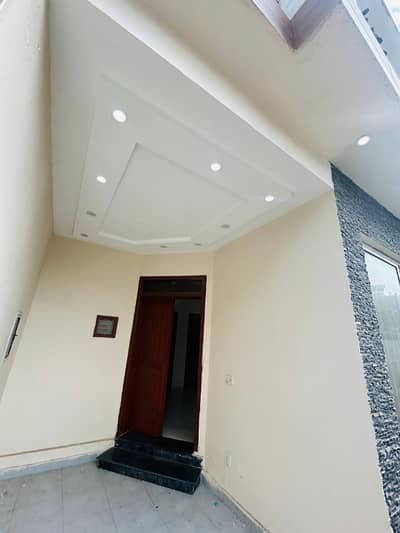 3 Marla Luxury House Available Investor Rate Opposite Lake City