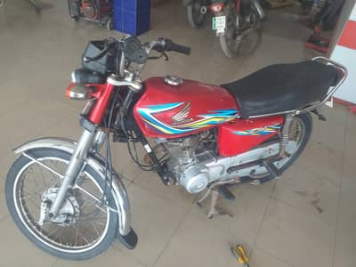 urgent sale CG 125cc Honda 03/00/66/26/406/
