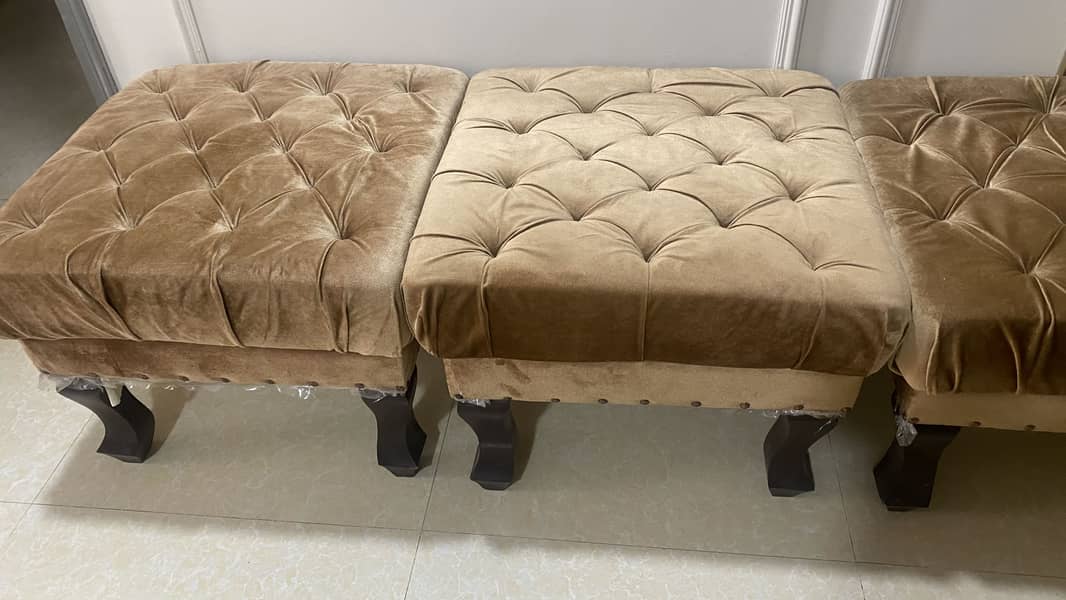 Comfortable sofa chairs 1