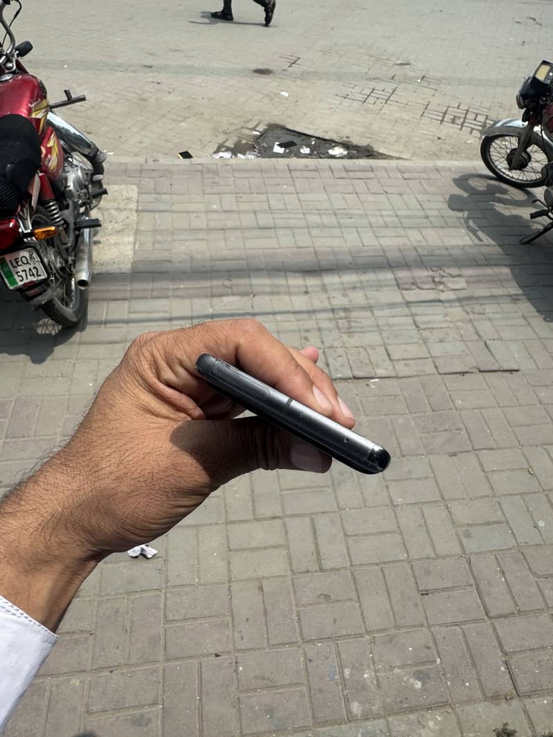 Google Pixel 7 Pro 4