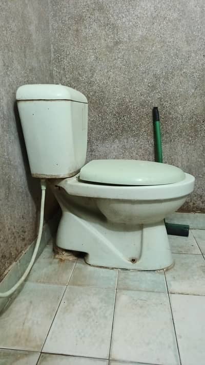 English commode seat and basin