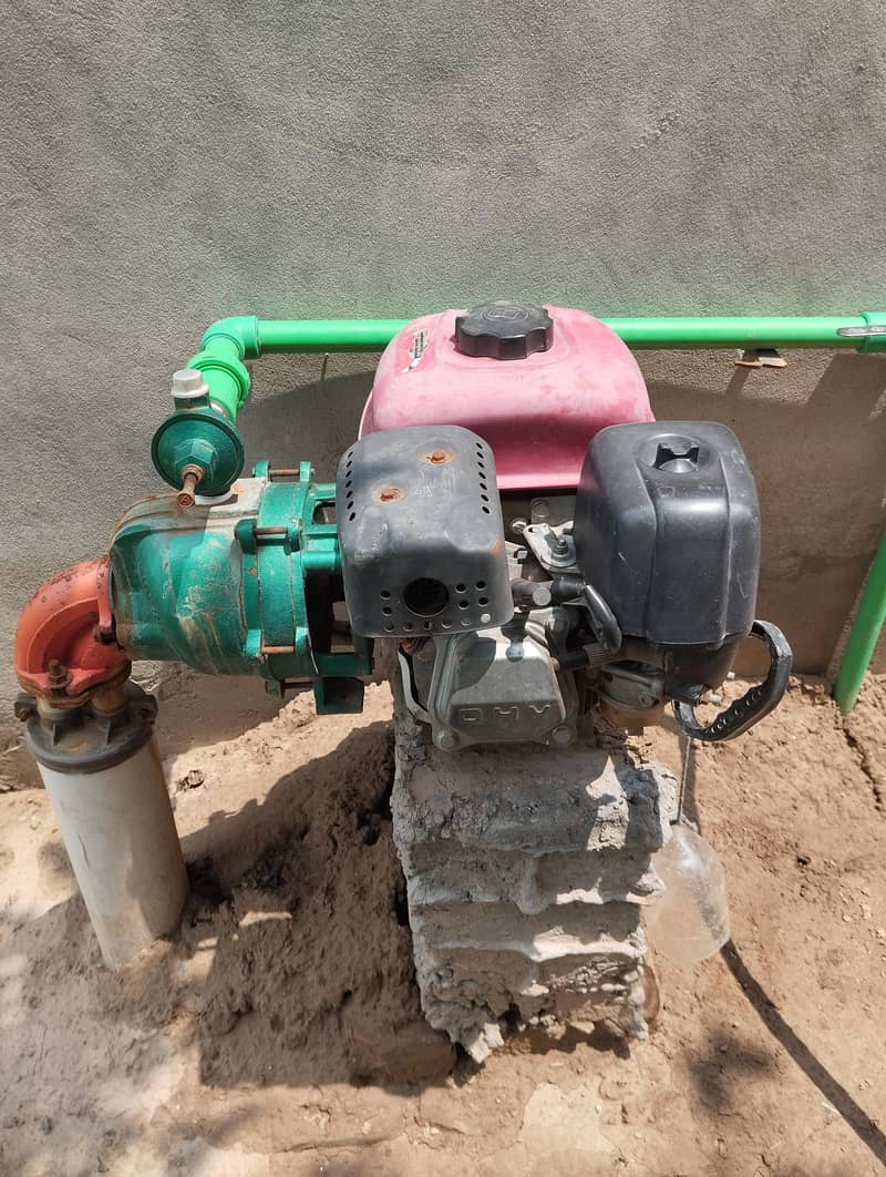 petrol engine water pump 2