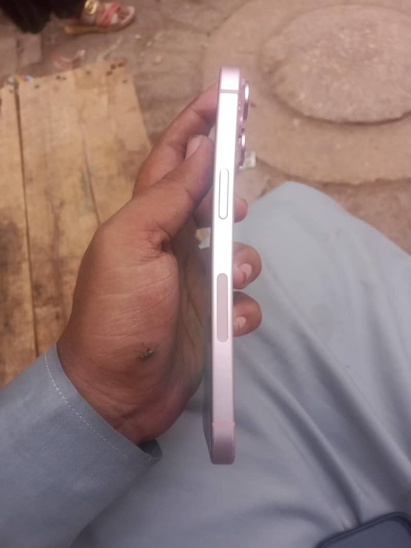 Apple iPhone 15 1