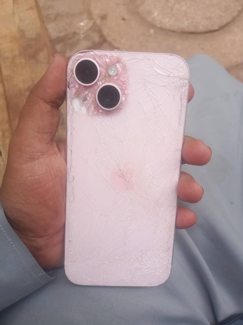 Apple iPhone 15 6
