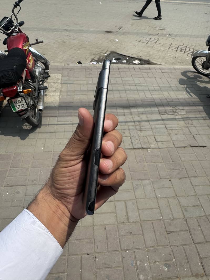 Google Pixel 7 Pro 2