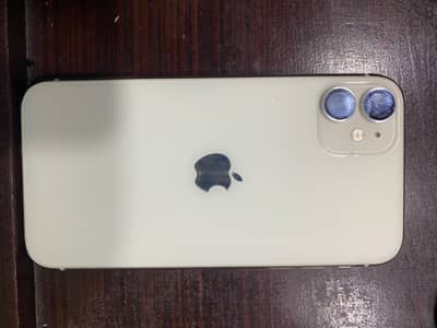 Apple iPhone 11  10 by 10 condition