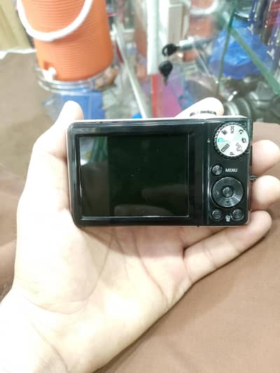 Samsung PL100
