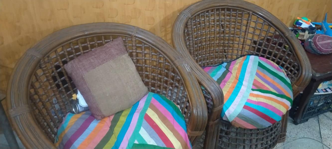 cane sofa set 0
