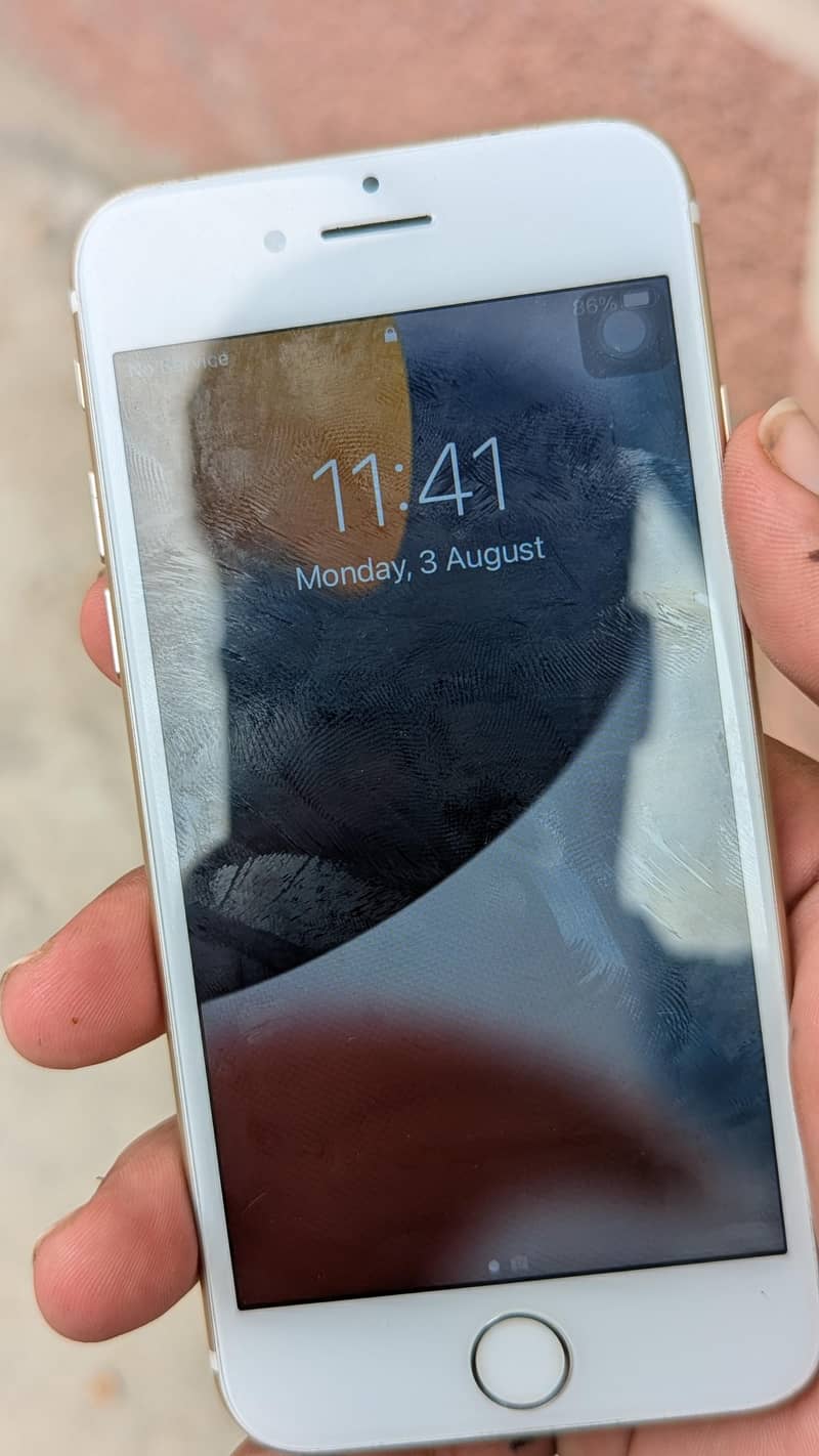Apple iPhone 7 3