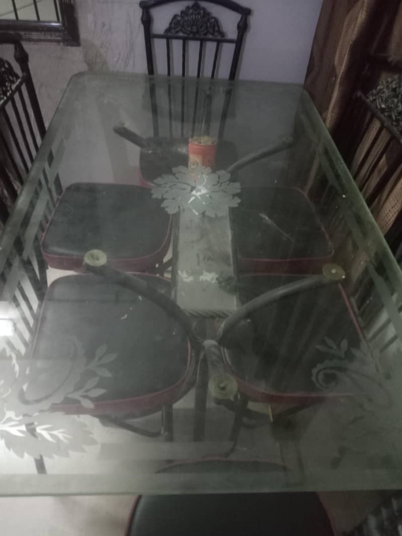 6 seter iron dining table 1
