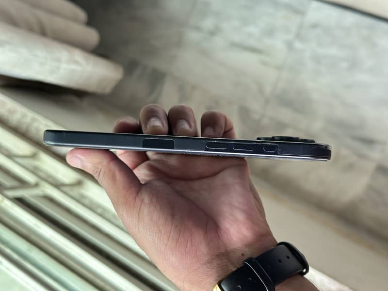 Apple iPhone 15 Pro Max 3