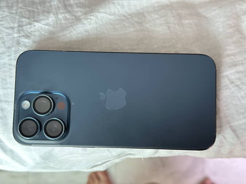 Apple iPhone 15 Pro Max 7