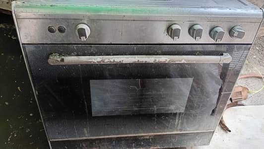 FOR SALE – 3-Burner Gas Cooking Range with Built-in Oven
