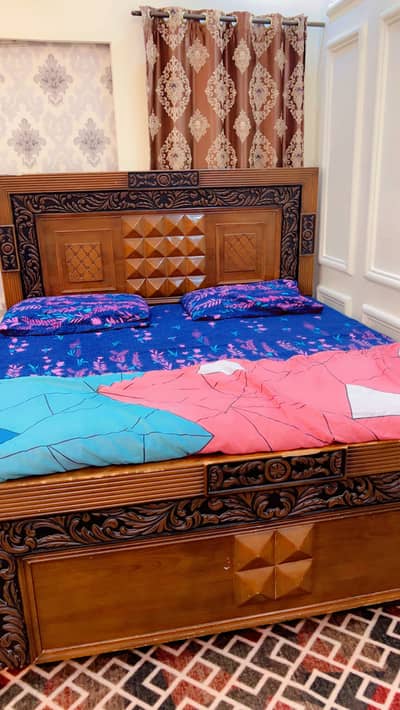 King size bed for sale