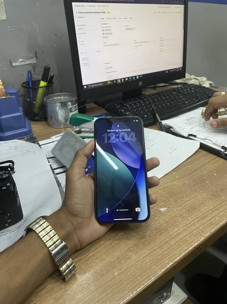 Apple iPhone 12 1