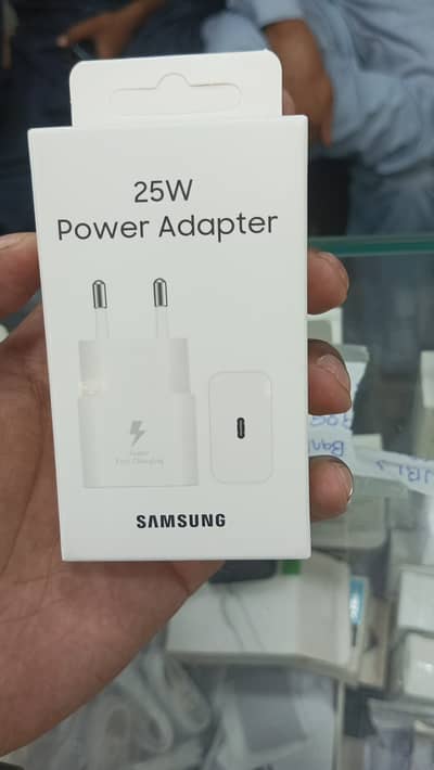 Original Mobile Adapter – Fast Charging, Compact Design