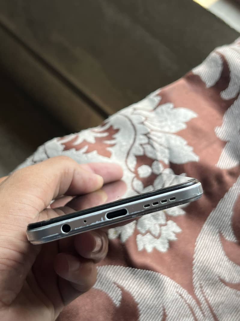 Infinix Note 12 4