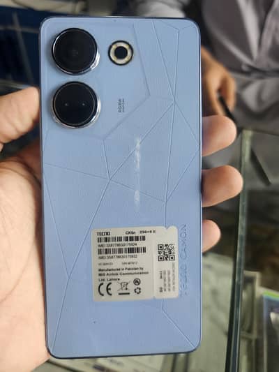 Tecno CAMON 20