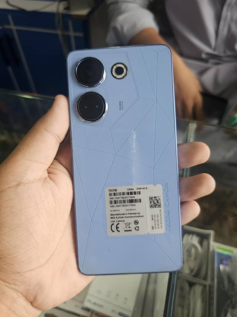 Tecno CAMON 20 2