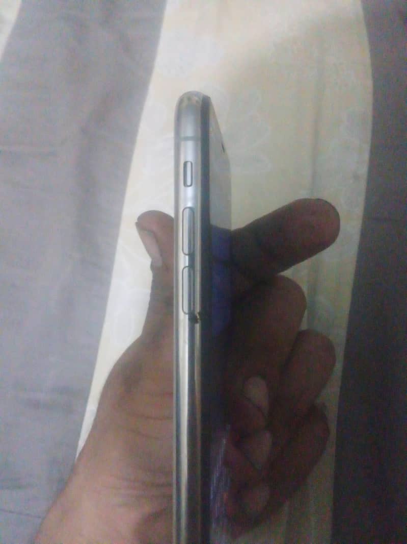 Apple iPhone X 2