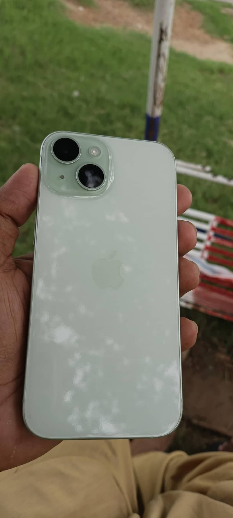 Apple iPhone 15 0