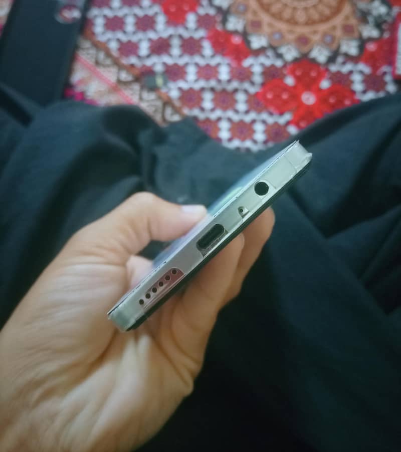 Tecno CAMON 20 1