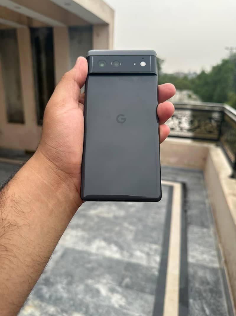 Google Pixel 6 4