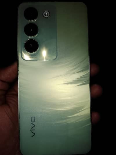Vivo Y100