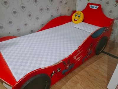 good condition baby bed