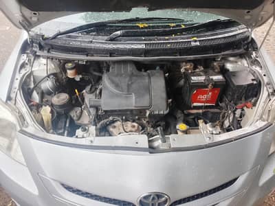 Toyota Belta 2006