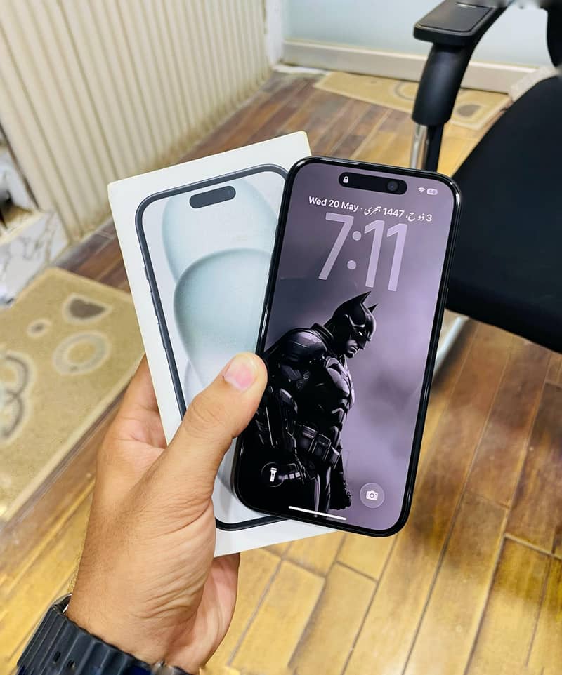 Apple iPhone 15 2