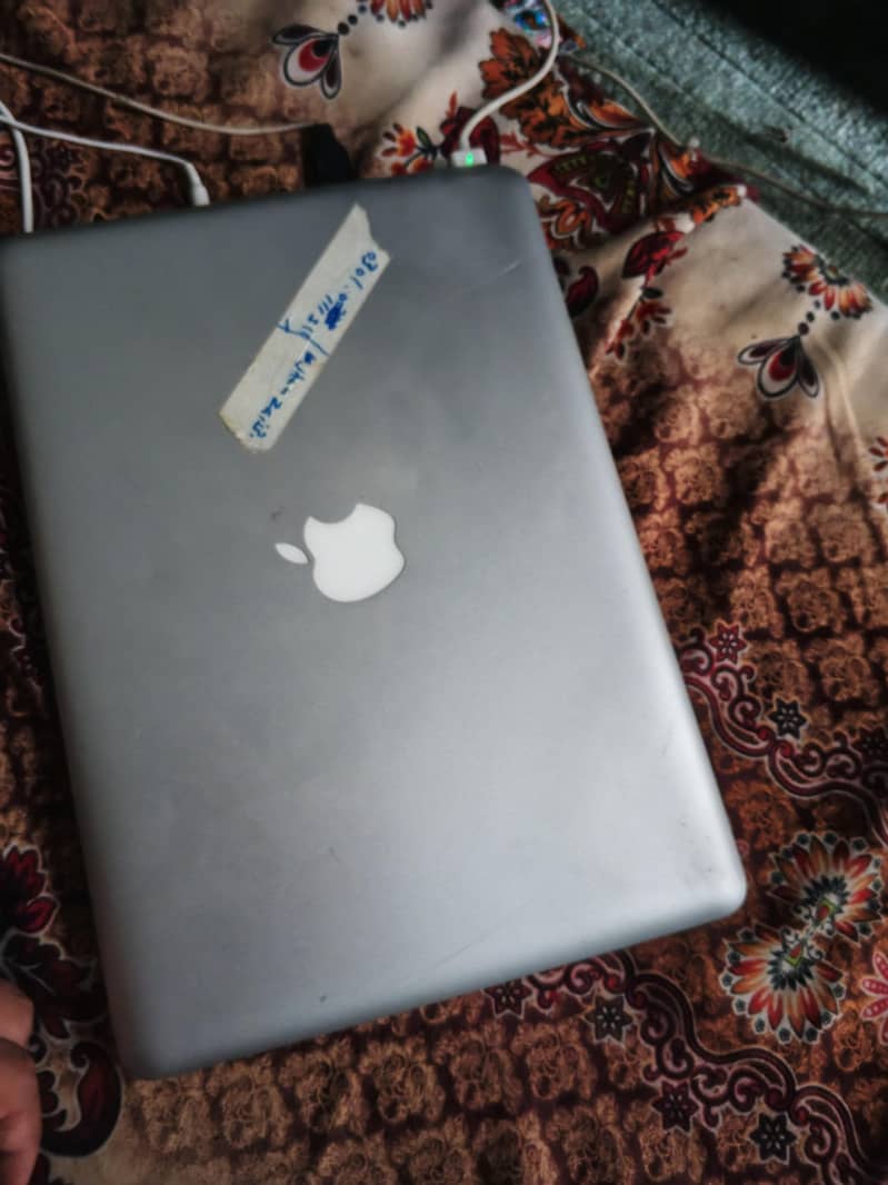 MacBook pro 0