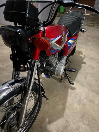 Cg 125