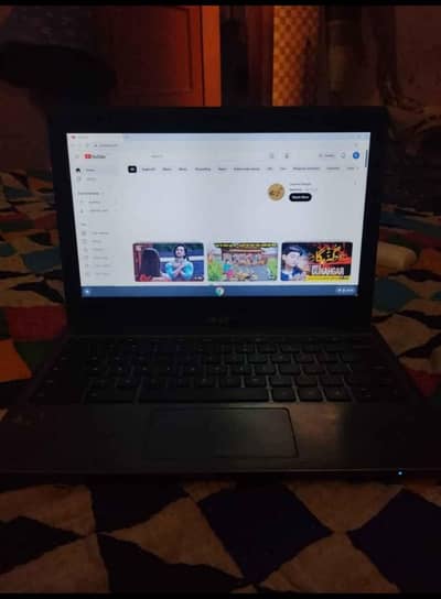 Acer C740 TouchScreen Chromebook