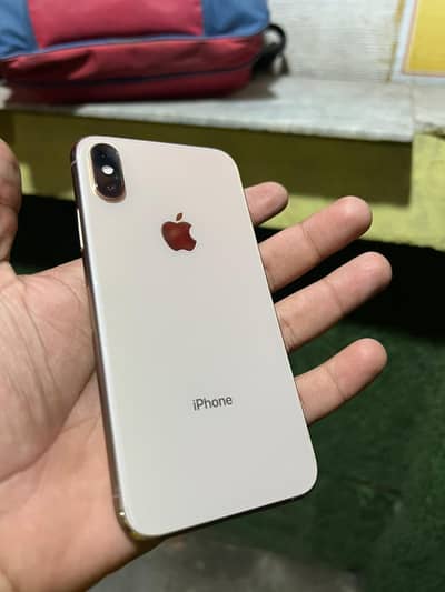 Apple iPhone XS