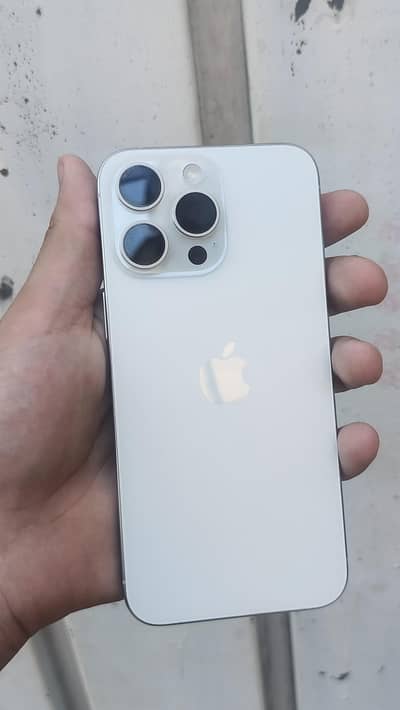 Apple iPhone 15 Pro Max
