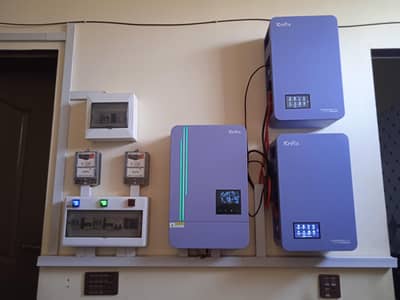 4kw Knox crypton PV 6000 solar inverter with two 2.56kw Knox  lithium