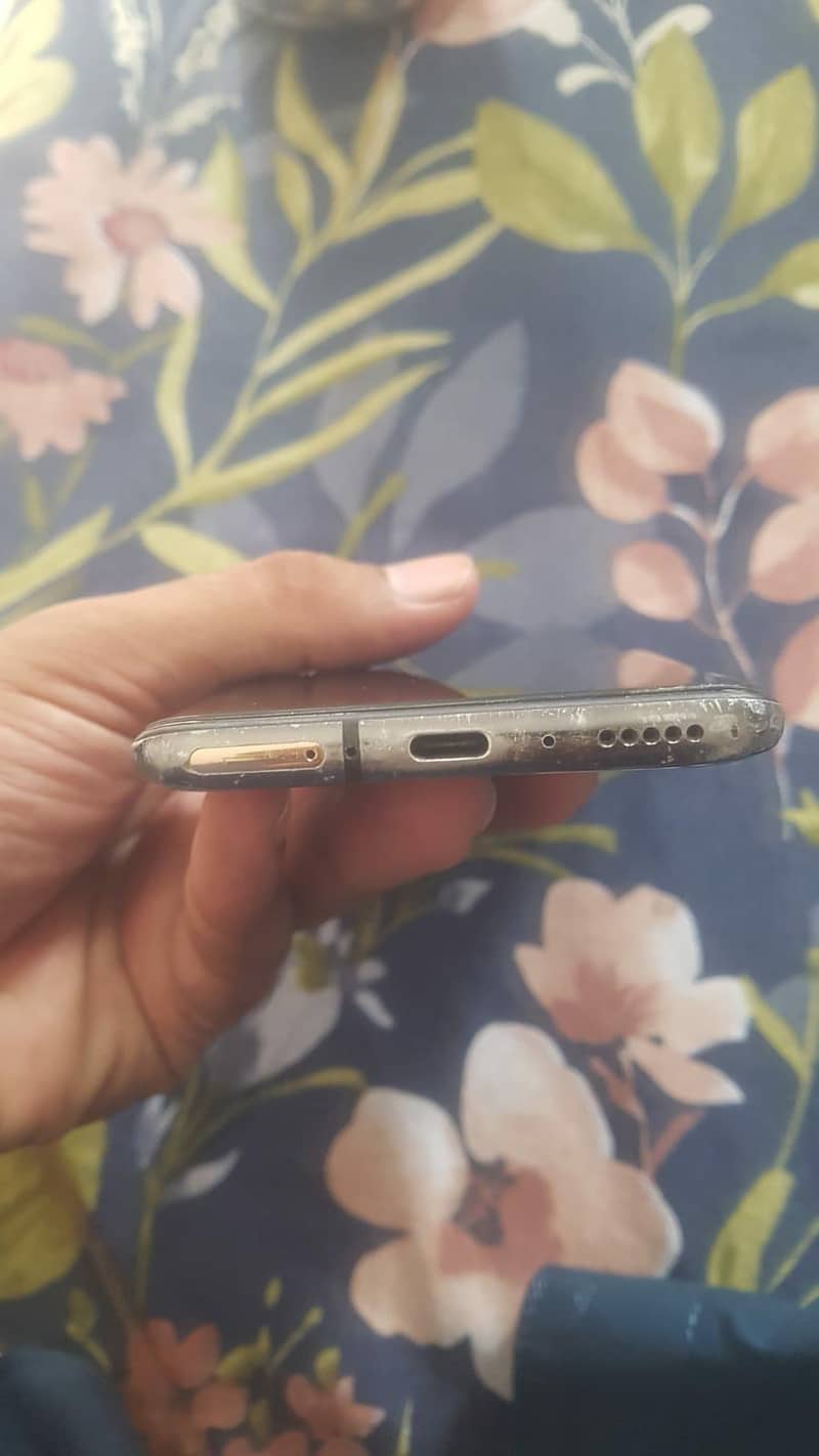 One Plus 7 Pro 3