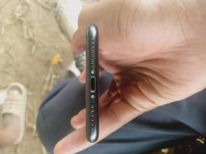 Apple iPhone 7 4