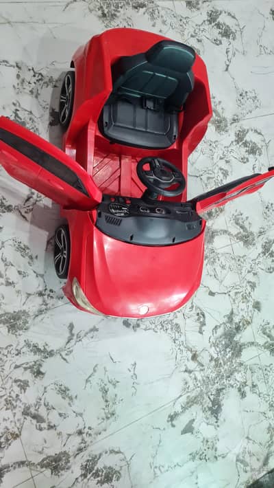 electric car. use bilkul nahi hvi. jis waja sa batteries end ho gayin.