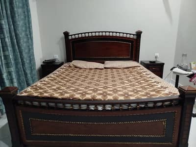 Pure Solid Wood King Size Bed Set with 2 Side Tables and Mattress