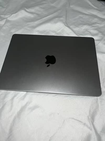 Macbook air M2