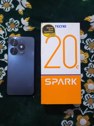 Tecno spark 20c with box and charger