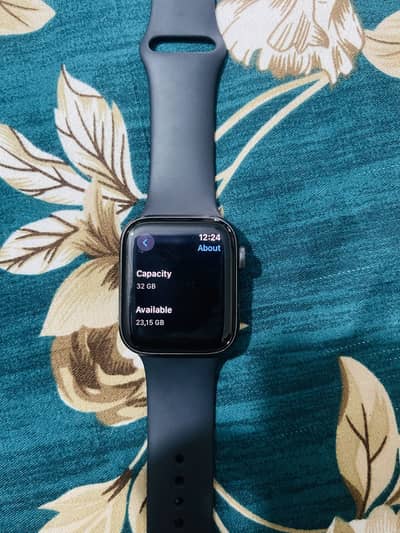 Apple Watch SE 44mm Nike Edition