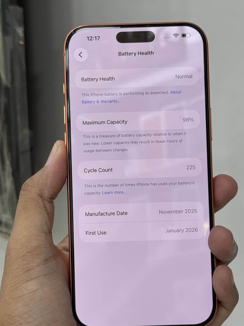 Apple iPhone 17 Pro Max 4