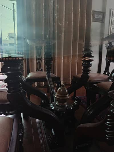 glass dinning table with 8 chairs