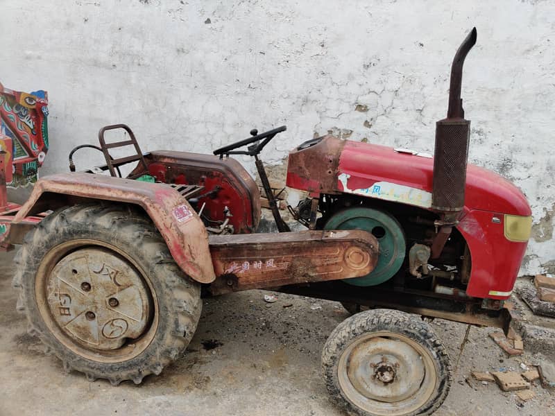 TRACTOR TRALE 2