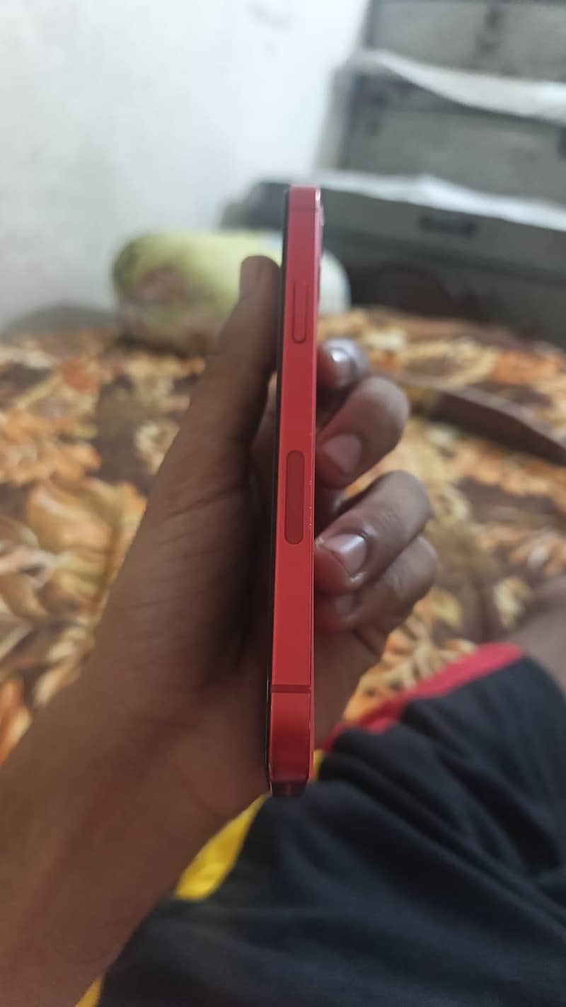 Apple iPhone 12 2