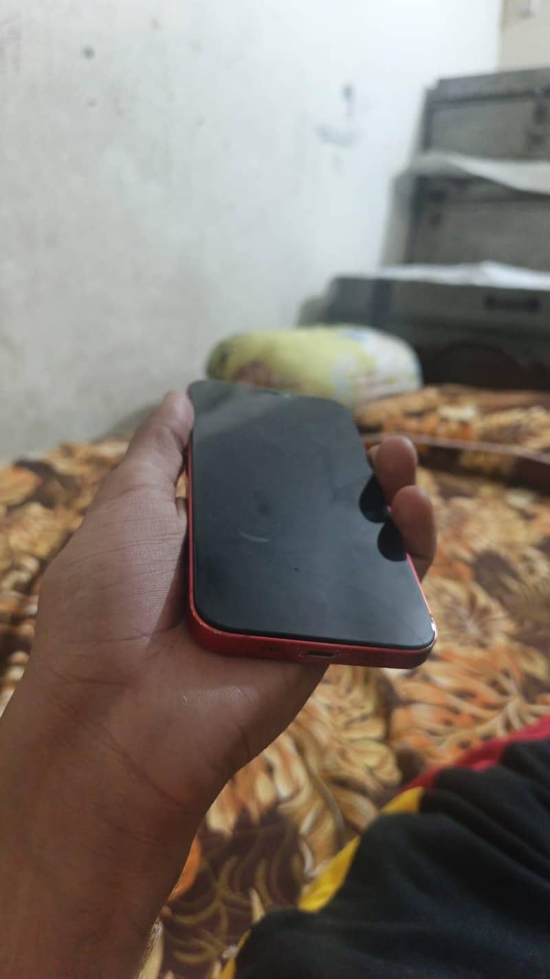 Apple iPhone 12 3