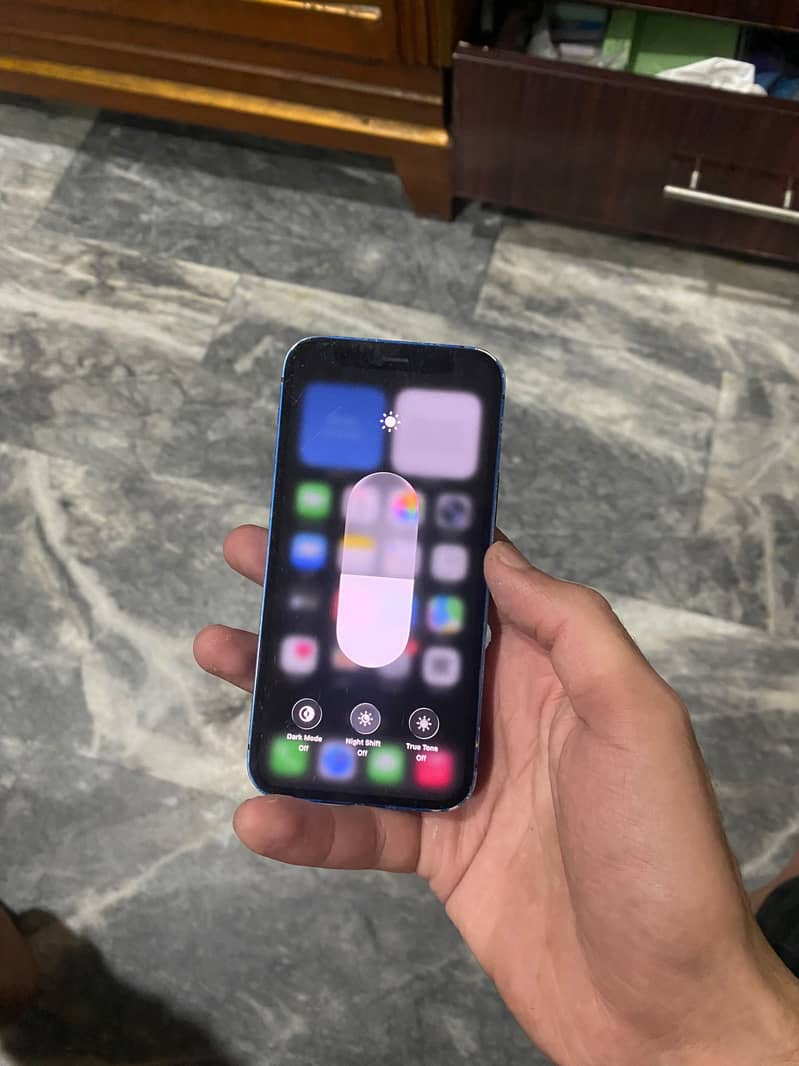 Iphone 12(mini) 2